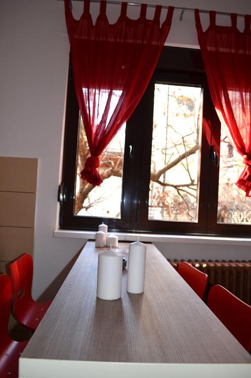 Apartmants Night Lux Ni Стая снимка