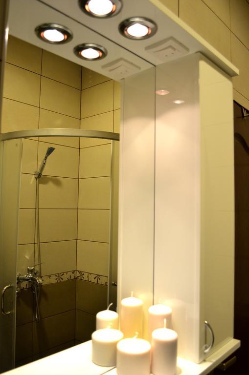 Apartmants Night Lux Ni Стая снимка
