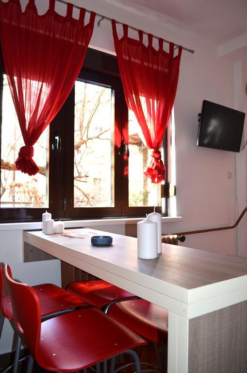 Apartmants Night Lux Ni Стая снимка